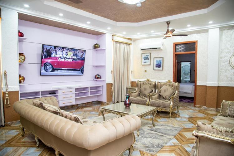 Macoba Luxury Apartments كوماسي المظهر الخارجي الصورة